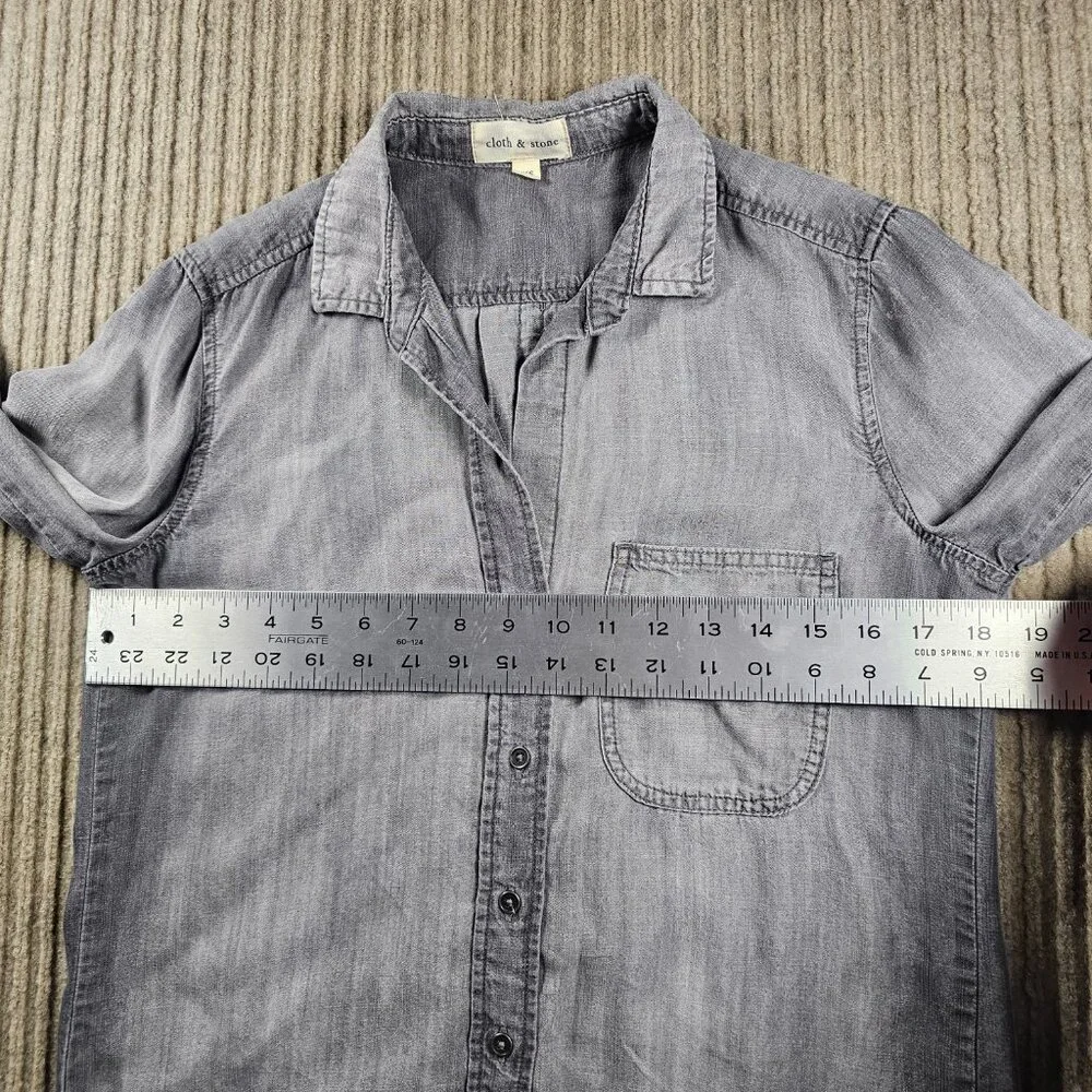 Cloth + Stone Anthropologie Women Sz XS Button Down Shirt Long Sleeve distressed - Picture 3 of 5